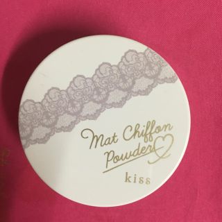 キスミーコスメチックス(Kiss Me)の期間限定お値下げ kiss マットシフォンパウダーUV (フェイスパウダー)