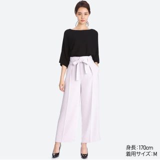 ユニクロ(UNIQLO)のユニクロ ハイウエストリボンワイドパンツ Lサイズ／ライトグレー 新品タグ付き♪(カジュアルパンツ)