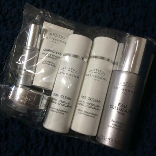 エステダム(Esthederm)のnao様☆エステダム トライアルキット(サンプル/トライアルキット)