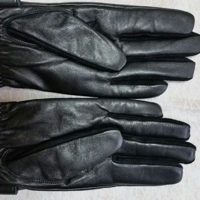 BURBERRY BLACK LABEL(バーバリーブラックレーベル)の売り切れ【超美品】BURBERRYblacklabel革手袋 メンズのファッション小物(手袋)の商品写真