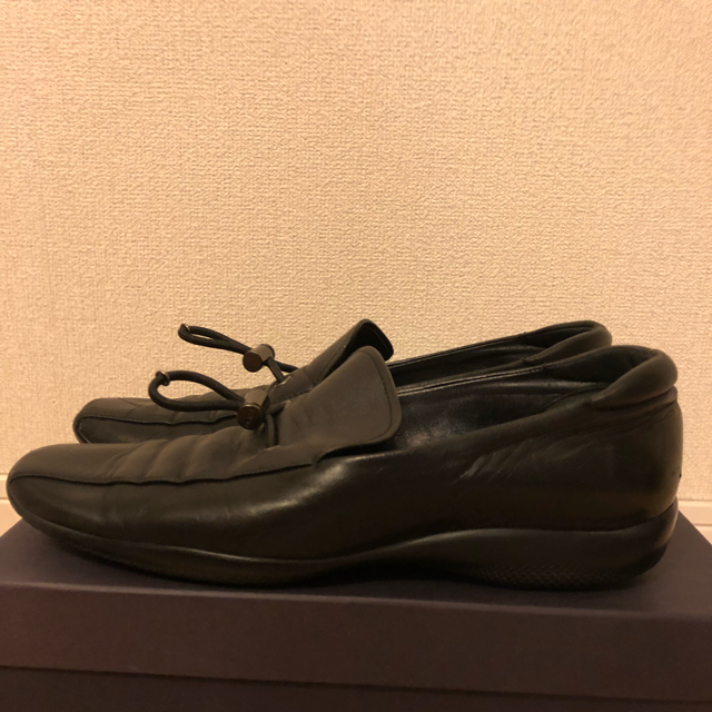 PRADA(プラダ)のPRADA プラダ レザーシューズ フラット 黒 22.5〜23(36) レディースの靴/シューズ(ローファー/革靴)の商品写真