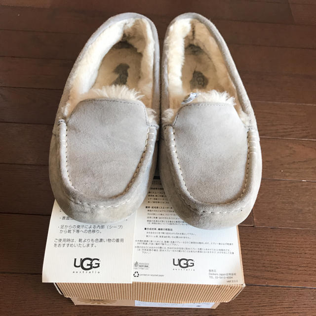 UGG(アグ)のUGG モカシン レディースの靴/シューズ(スリッポン/モカシン)の商品写真