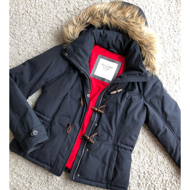 Abercrombieu0026Fitch ダウン 白 新品 値下げ中-