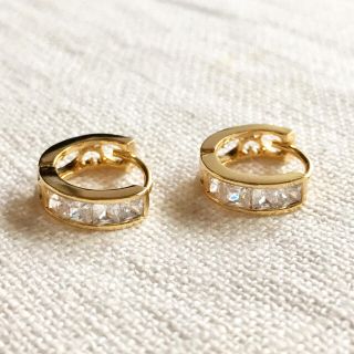 フープ ピアス ゴールド プリンセスカットCZ(ピアス)