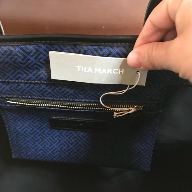 TILA MARCH(ティラマーチ)の美品TILA  MARCH レディースのバッグ(トートバッグ)の商品写真