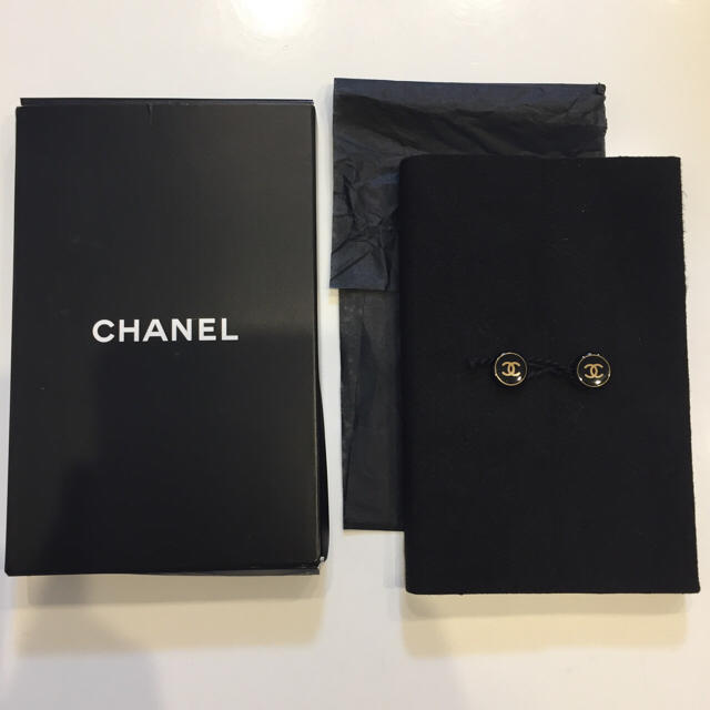 CHANEL(シャネル)の新品【CHANEL】シャネル メモ帳・手帳 インテリア/住まい/日用品の文房具(ノート/メモ帳/ふせん)の商品写真