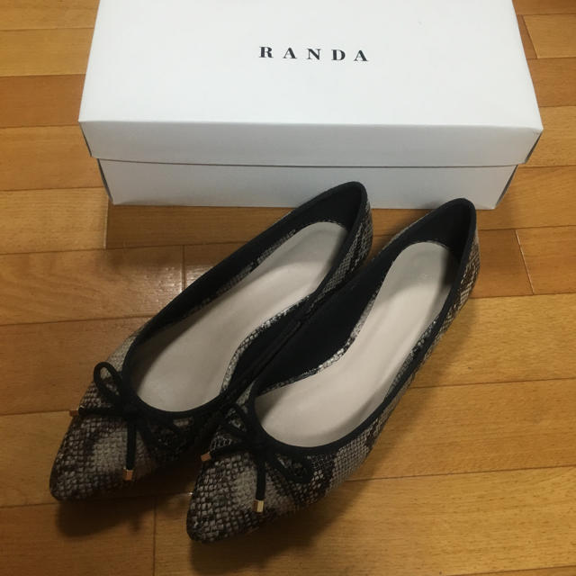RANDA(ランダ)の新品未使用 RANDA バレエシューズ 24.5センチ レディースの靴/シューズ(バレエシューズ)の商品写真