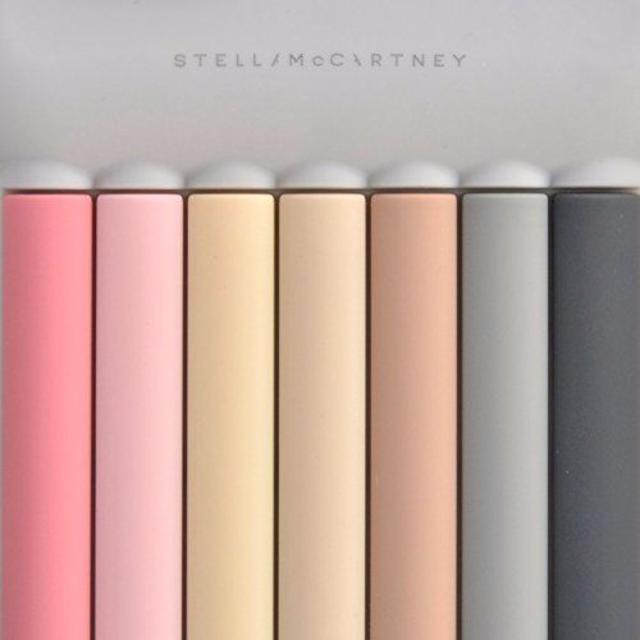 Stella McCartney(ステラマッカートニー)の新品★未使用★Stella McCartney★iPhone7/8ケース スマホ/家電/カメラのスマホアクセサリー(iPhoneケース)の商品写真