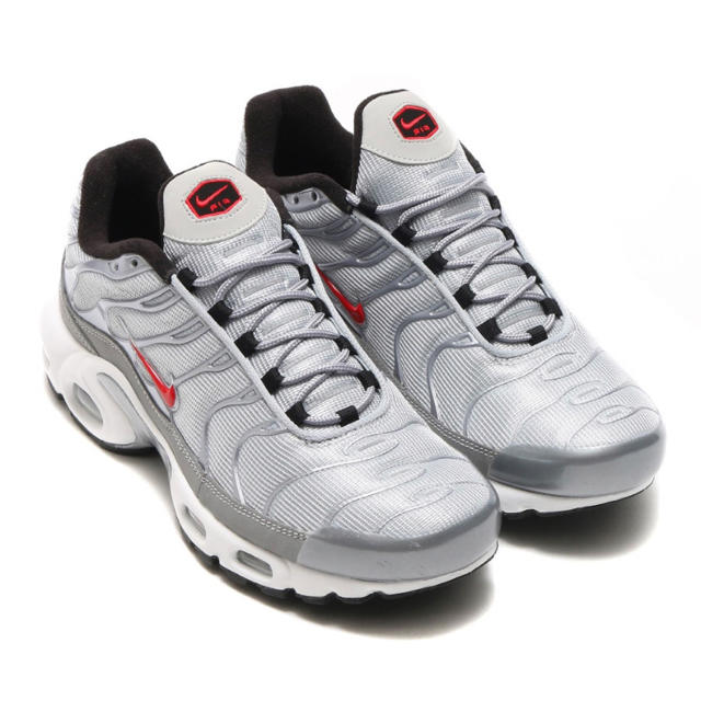 NIKE(ナイキ)のNIKE AIR MAX PLUS QS 25.5cm メンズの靴/シューズ(スニーカー)の商品写真