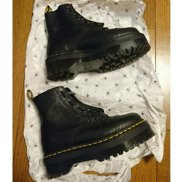 Dr.Martens(ドクターマーチン)のDr.Martens ジップ ブーツ レディースの靴/シューズ(ブーツ)の商品写真