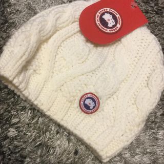 カナダグース(CANADA GOOSE)の新品未使用タグ付き カナダグース レディースニットキャップ(ニット帽/ビーニー)