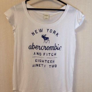 アバクロンビーアンドフィッチ(Abercrombie&Fitch)のアバクロTシャツ(Tシャツ(半袖/袖なし))