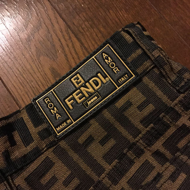 FENDI(フェンディ)のクリスマスセール　フェンディ  レア  ズッカ柄 ズボン    レディースのパンツ(その他)の商品写真