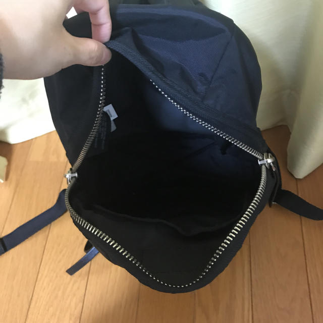 MARC BY MARC JACOBS(マークバイマークジェイコブス)の美品 マークジェイコブス リュック 黒 レディースのバッグ(リュック/バックパック)の商品写真