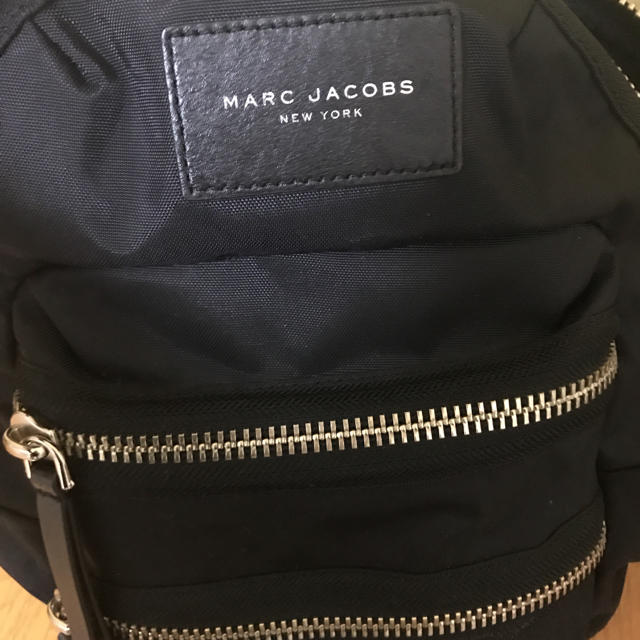 MARC BY MARC JACOBS(マークバイマークジェイコブス)の美品 マークジェイコブス リュック 黒 レディースのバッグ(リュック/バックパック)の商品写真