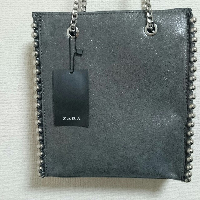 ZARA(ザラ)の【新品未使用タグ付】ZARA  ザラ  チェーンバッグ レディースのバッグ(ショルダーバッグ)の商品写真