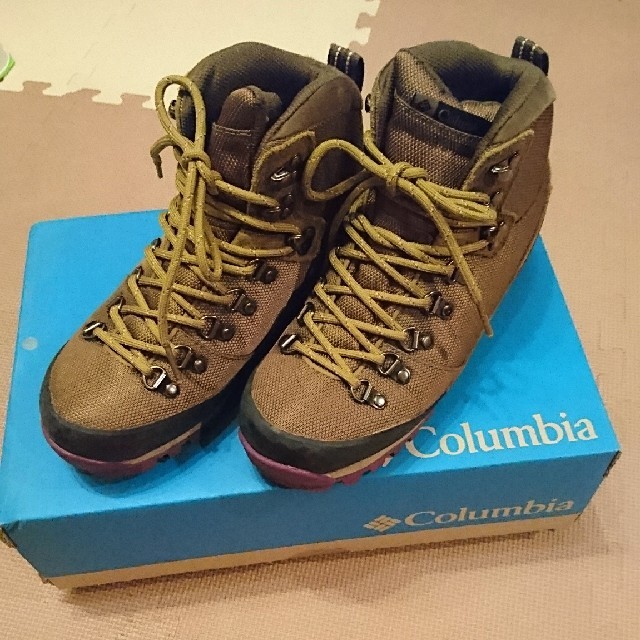 Columbia(コロンビア)のColumbia カラサワ レディースの靴/シューズ(スニーカー)の商品写真