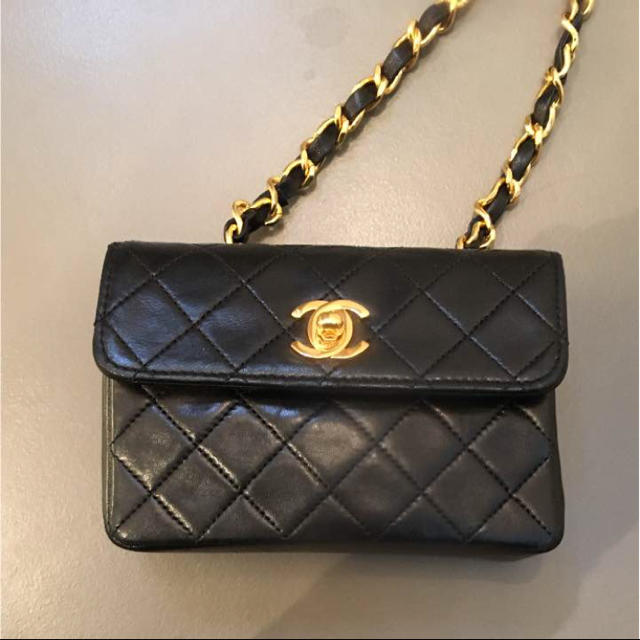 CHANEL(シャネル)のシャネル ミニショルダー レディースのバッグ(ショルダーバッグ)の商品写真