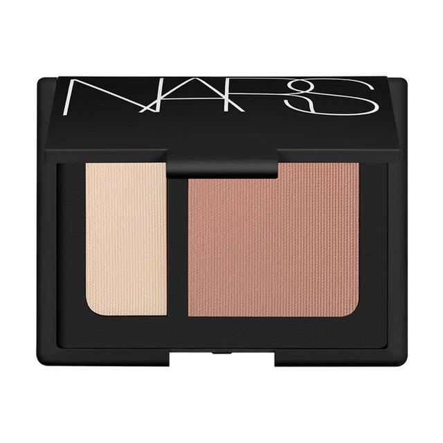 NARS(ナーズ)の新品NARSコントゥアーブラッシュ5180☆ コスメ/美容のベースメイク/化粧品(フェイスカラー)の商品写真