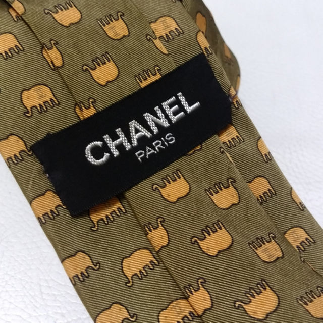 CHANEL(シャネル)の美品 送料無料 CHANEL シャネル イタリア製 ネクタイ メンズのファッション小物(ネクタイ)の商品写真