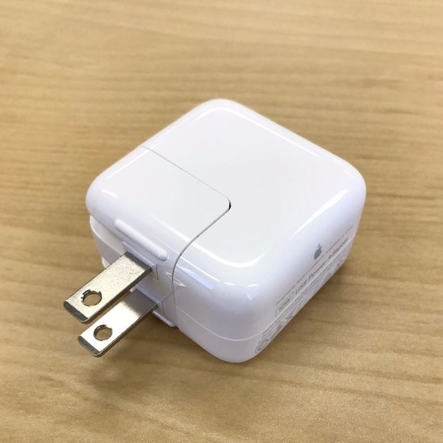 Apple - 「新品」Apple純正（正規品） USB電源アダプタ（充電器）10Wの通販 by lu.lu's shop｜アップルならラクマ