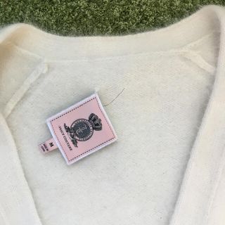 ジューシークチュール(Juicy Couture)のジューシークチュール ニット カーディガン(カーディガン)