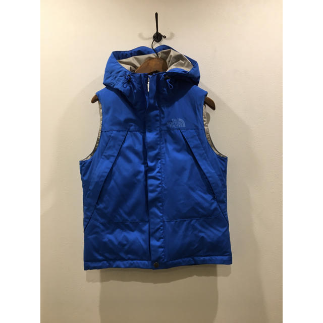 JUNYA WATANABE(ジュンヤワタナベ)のJUNYA WATANABE×THE NORTH FACE ダウンベスト レディースのジャケット/アウター(ダウンベスト)の商品写真