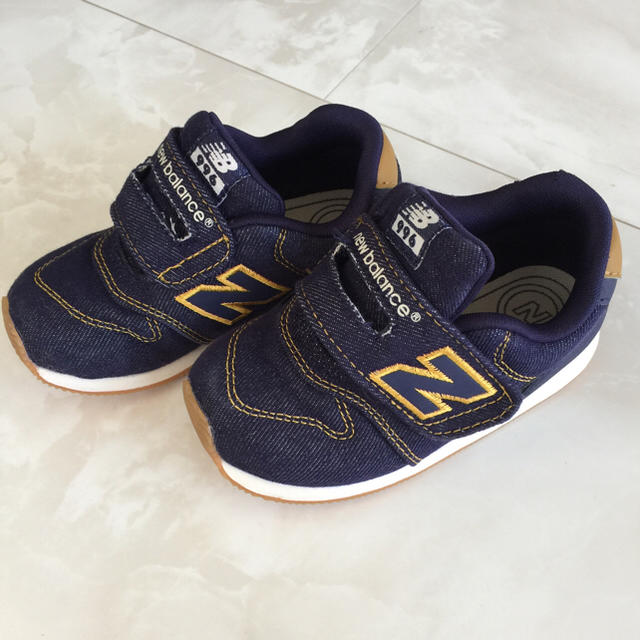 New Balance(ニューバランス)のニューバランス♡キッズスニーカー15.5 キッズ/ベビー/マタニティのキッズ靴/シューズ(15cm~)(スニーカー)の商品写真