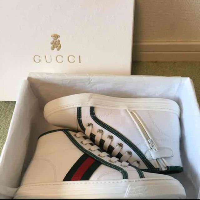 Gucci(グッチ)のグッチ GUCCI キッズ スニーカー &デニム キッズ/ベビー/マタニティのキッズ/ベビー/マタニティ その他(その他)の商品写真