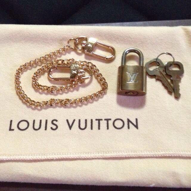 LOUIS VUITTON(ルイヴィトン)のルイヴィトン 長財布 レディースのファッション小物(財布)の商品写真