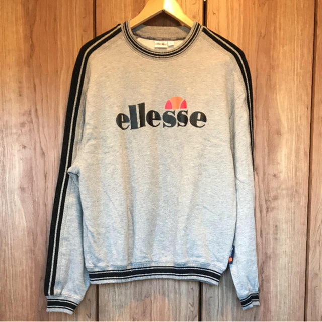 ellesse(エレッセ)の極レア 90s ellesse 値段変更後 メンズのトップス(スウェット)の商品写真