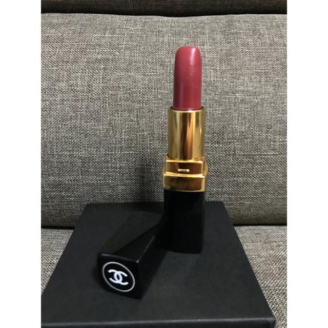 CHANEL(シャネル)の中古 CHANEL シャネル ルージュ 口紅 リップ No.23 コスメ/美容のベースメイク/化粧品(口紅)の商品写真