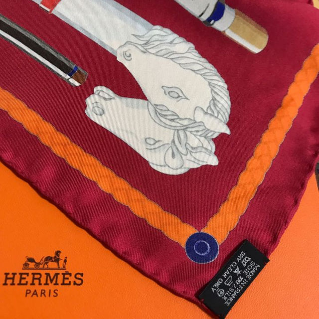 Hermes(エルメス)のエルメス カレ スカーフ レディースのファッション小物(マフラー/ショール)の商品写真