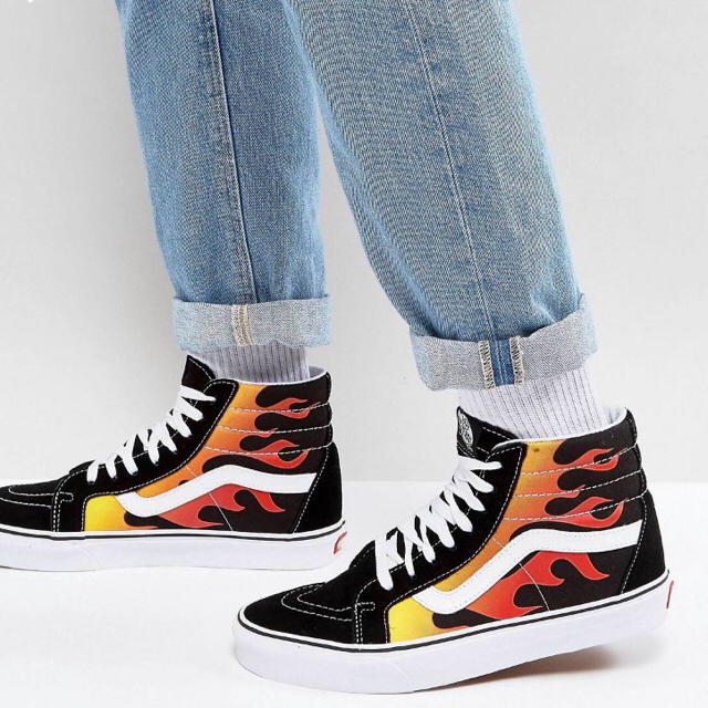 VANS(ヴァンズ)の新品未使用 箱付 Vans Sk8-Hi Flame バンズ フレイム 27cm メンズの靴/シューズ(スニーカー)の商品写真