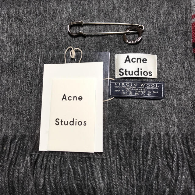 acne studios マフラー　タグあり