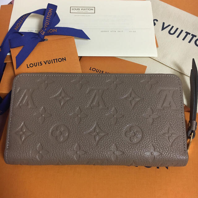 LOUIS VUITTON(ルイヴィトン)のアンプラント ジッピーウォレット トープグラセ レディースのファッション小物(財布)の商品写真
