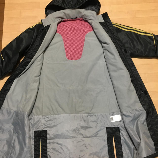 adidas(アディダス)のアディダス ベンチコート 男子 キッズ/ベビー/マタニティのキッズ服男の子用(90cm~)(コート)の商品写真