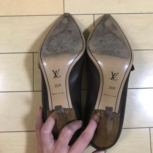 LOUIS VUITTON(ルイヴィトン)のルイ・ヴィトン パンプス ブラウン サイズ23㎝ レディースの靴/シューズ(ハイヒール/パンプス)の商品写真