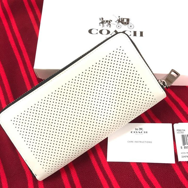 COACH(コーチ)の新品 COACH コーチ パーフォレイト パンチングレザー アコーディオン長財布 メンズのファッション小物(長財布)の商品写真