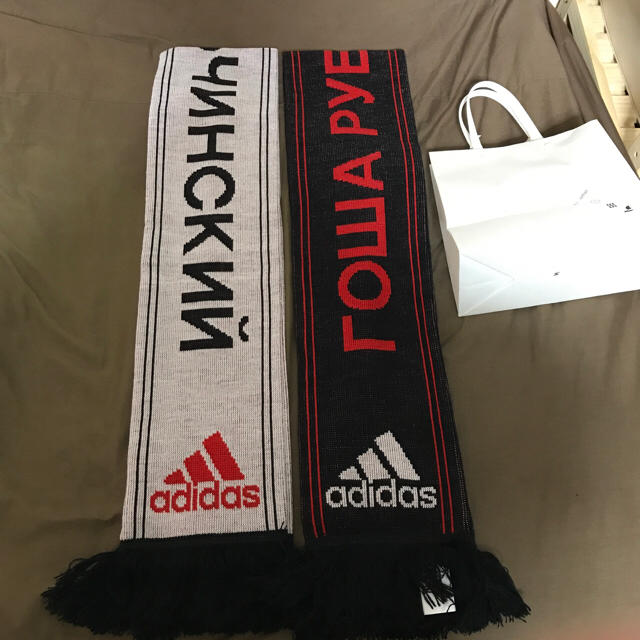 adidas(アディダス)のharumi様専用 gosha rubchinskiy 17awマフラー 黒のみ メンズのファッション小物(マフラー)の商品写真