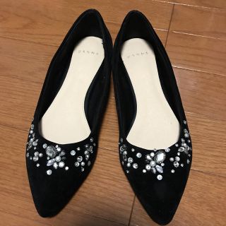 ランダ(RANDA)の☆美品☆RANDA ビジュー付きフラットパンプス(バレエシューズ)