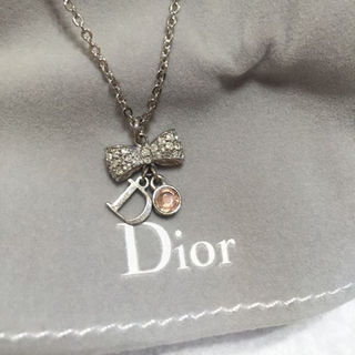 クリスチャンディオール(Christian Dior)のクリスチャン・ディオール リボン＆ロゴペンダントネックレス D2320(ネックレス)