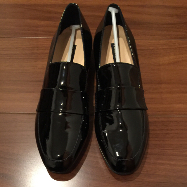 FABIO RUSCONI(ファビオルスコーニ)の【新品、未使用】FABIO RUSCONI 黒 ローファー レディースの靴/シューズ(ローファー/革靴)の商品写真