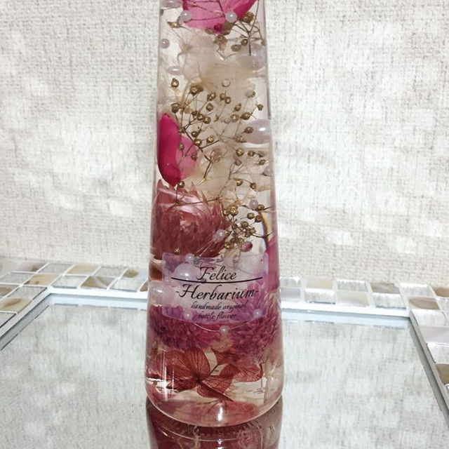 ハーバリウム ピンク系 ミドルボトルの通販 By かめち4602 S Shop ラクマ