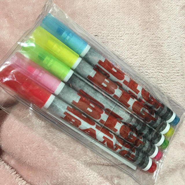 Bigbang Bigbang ビックバン カラーペン 5色セットの通販 By Yamiyamiyyy S Shop ビッグバンならラクマ