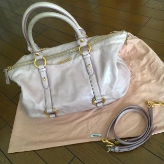 ミュウミュウ(miumiu)のmiumiu  2ウェイ トートバッグ(トートバッグ)