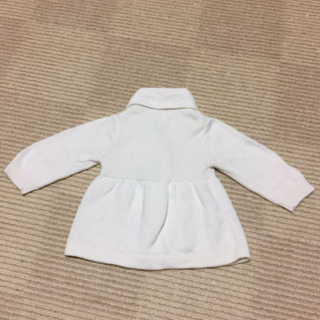 babyGAP(ベビーギャップ)の厚手 カーディガン 70 baby GAP キッズ/ベビー/マタニティのベビー服(~85cm)(その他)の商品写真