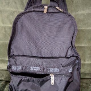 レスポートサック(LeSportsac)のレスポ　黒のリュック(リュック/バックパック)