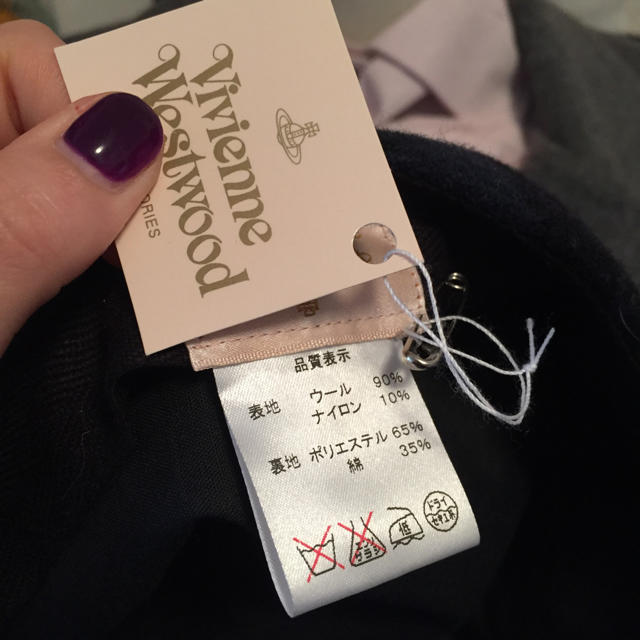 Vivienne Westwood - 新品タグ付き ヴィヴィアンウエストウッド Vivienne Westwood - 新品タグ付き ヴィヴィアンウエストウッド