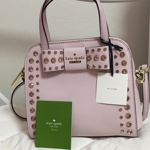 kate spade new york(ケイトスペードニューヨーク)のケイトスペード♡新品タグ付きビジューリボンハンドバッグ 2wayタイプ レディースのバッグ(ハンドバッグ)の商品写真